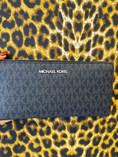Michael Kors Jet Set Travel