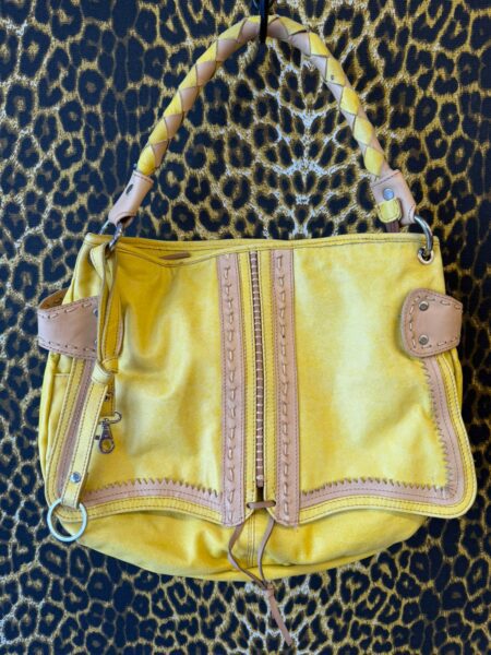 Bolsa Hobo em Couro Amarelo Mostarda