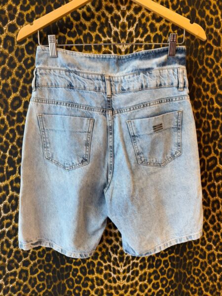 Short Jeans Feminino Cos Assimetrico Opnnus
