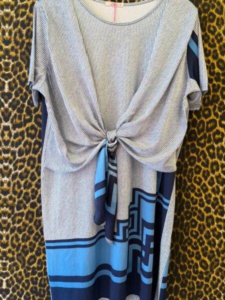 Vestido Lafee Estampa Listrada em Azul e Branco GG