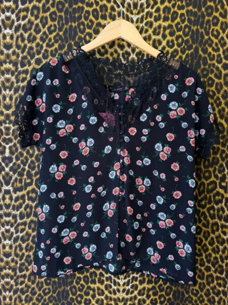 Blusa Zara Floral de Manga Curta com Renda PP