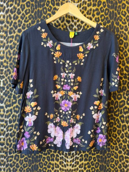 Blusa Farm Viscose Preta M/Curta Estampa Flores PP